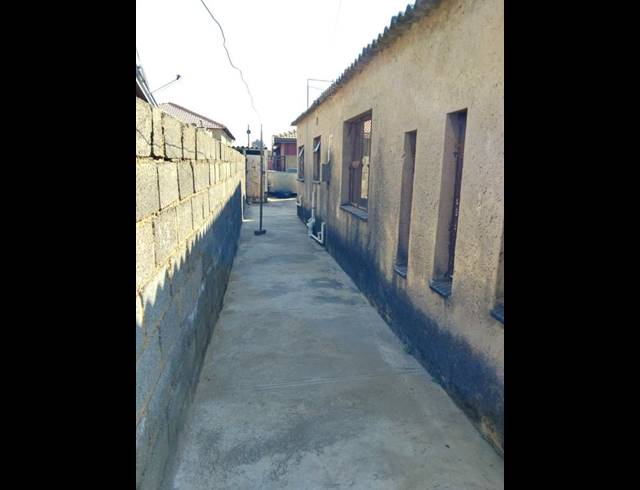 2 BEDROOM HOUSE FOR SALE IN MAPETLA